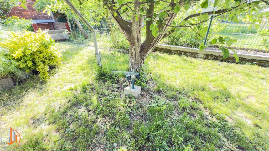 Stromanschlüsse im hinteren Gartenbereich