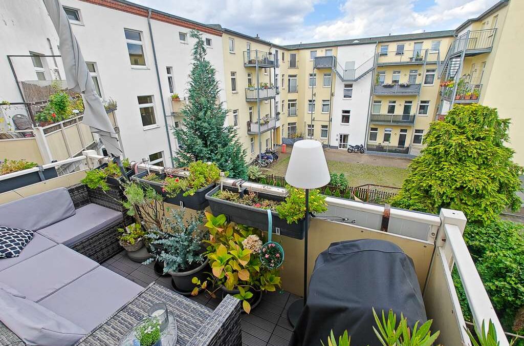 Großes Mietsteigerungspotenzial inklusive – 5-Zimmer Wohnung in Magdeburg- langfristig investieren