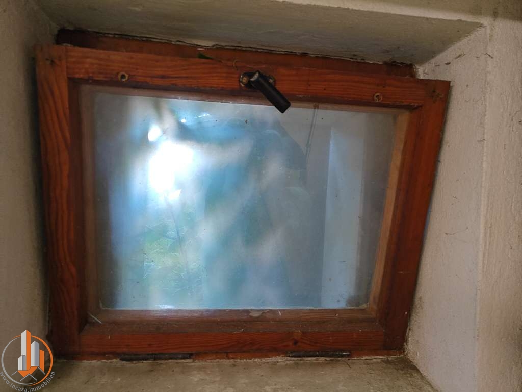 Kellerfenster