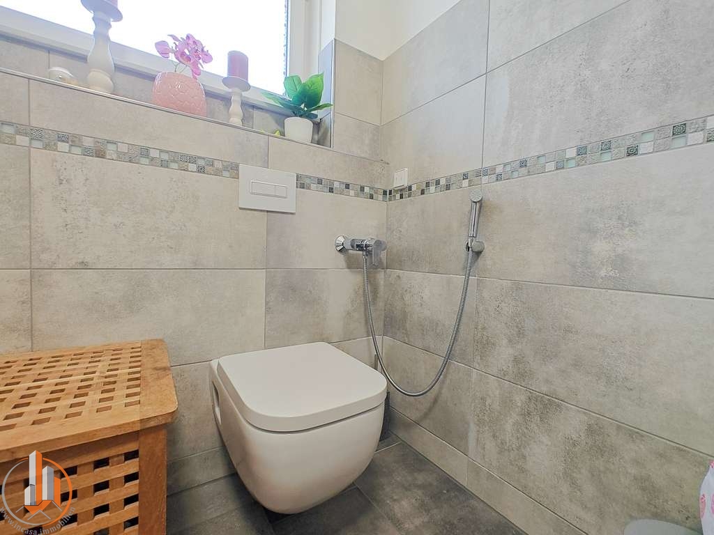 Bad mit Wanne