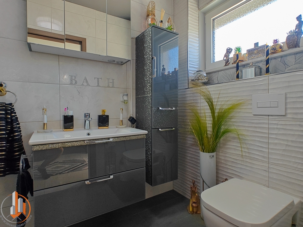 Gäste WC mit Dusche